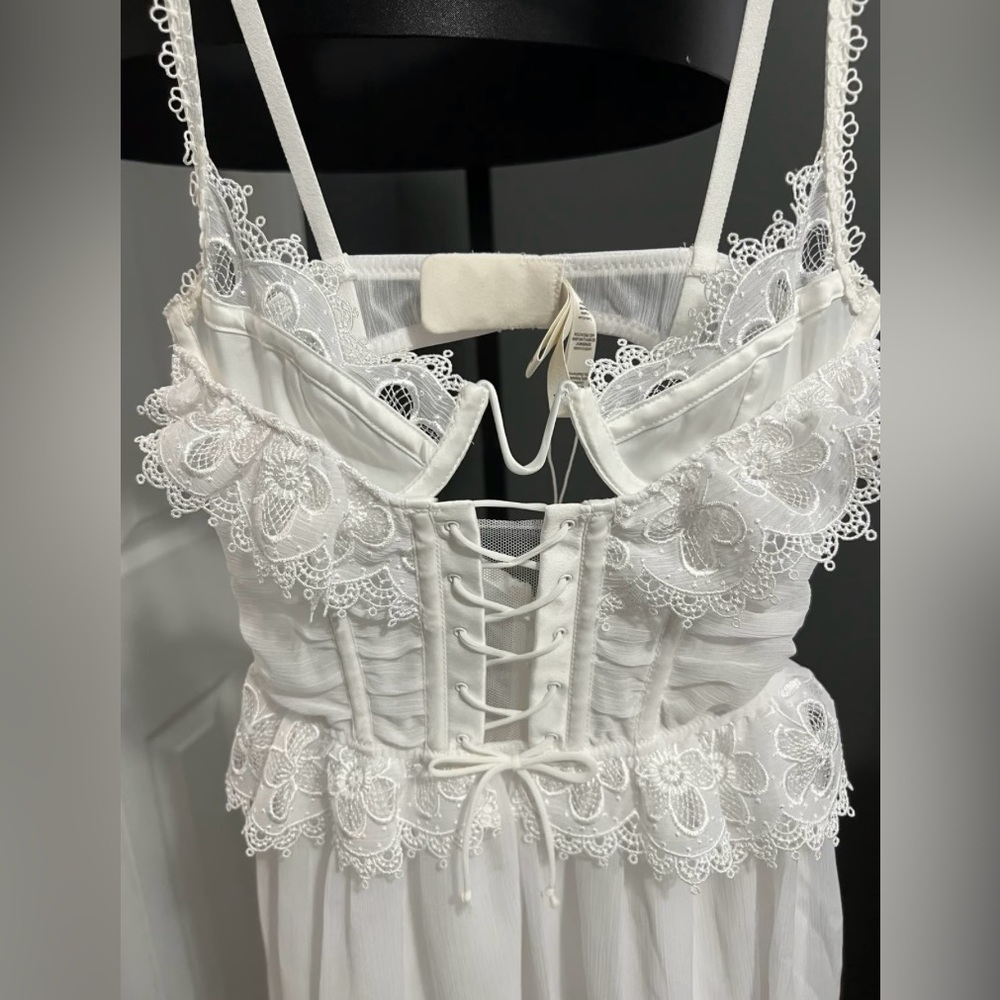 Farmhouse Floral Slip Dress For Love and Lemons White Dress - NWT - Picture 7 of 9